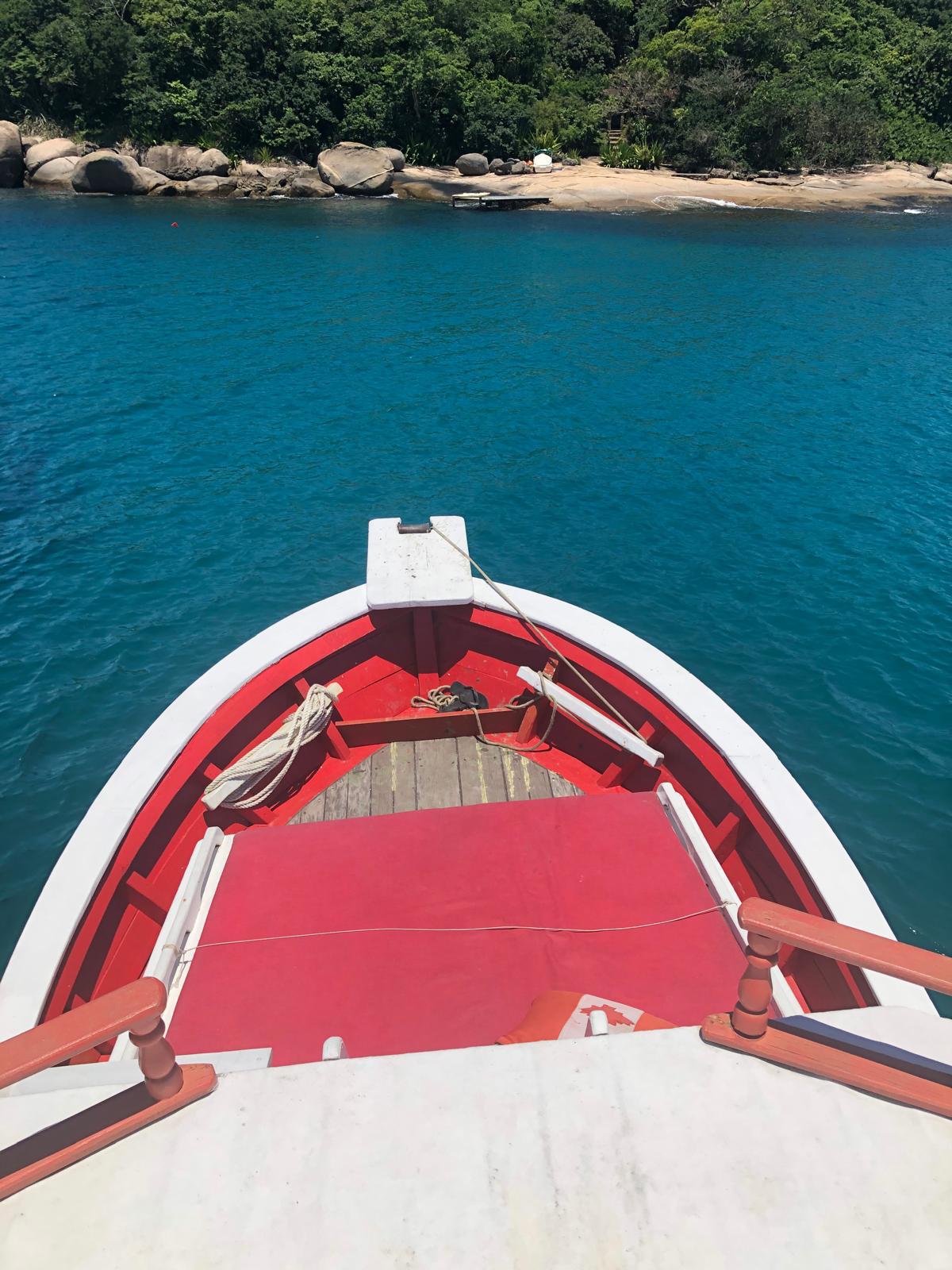 BARCO PRIVATIVO PARATY Churrasqueira & Toilet Abordo