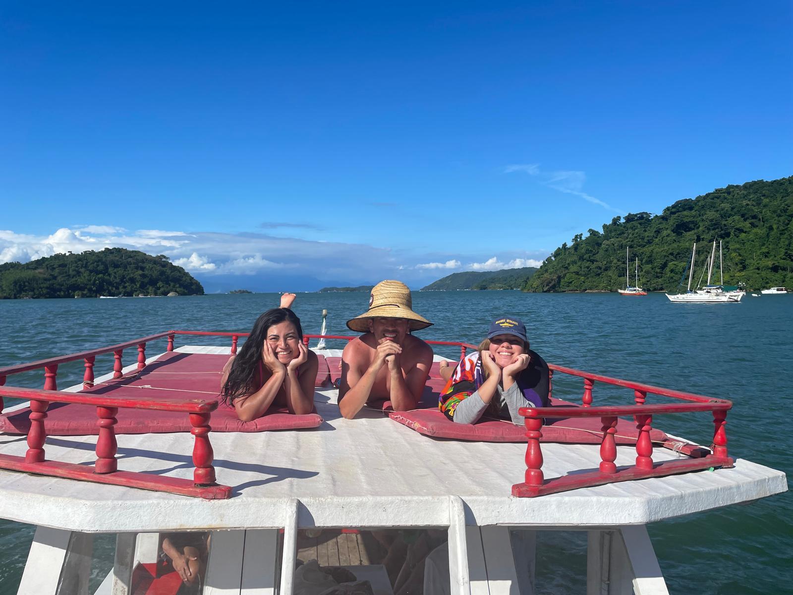 BARCO PRIVATIVO PARATY Churrasqueira & Toilet Abordo