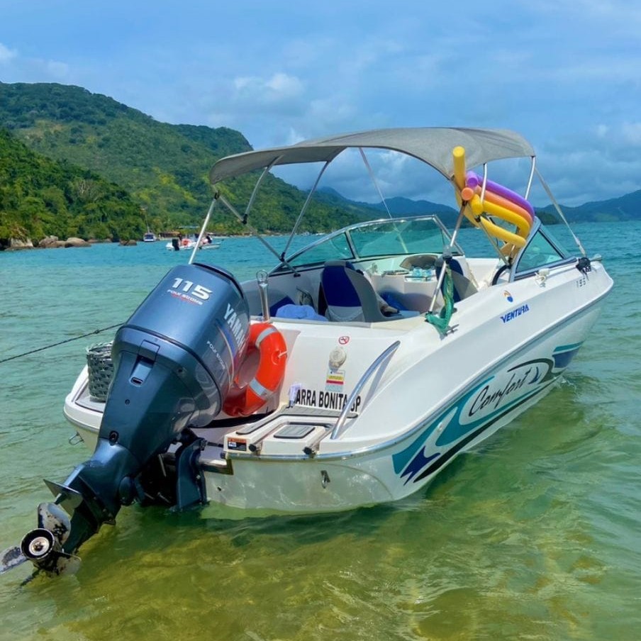 LANCHA PRIVATIVA PARATY Som & Cooler Abordo