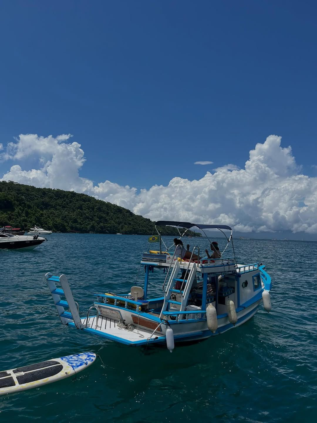 BARCO PRIVATIVO PARATY Snorkel & Cooler Abordo