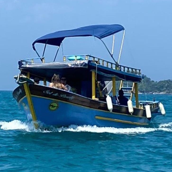 Barco Paraty PRIVATIVO Snorkel • Som • Gelo • Toilet (R$ p/4 passageiros)